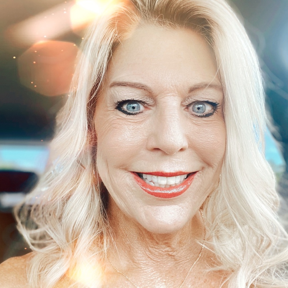 Meet your Posher, Dacia